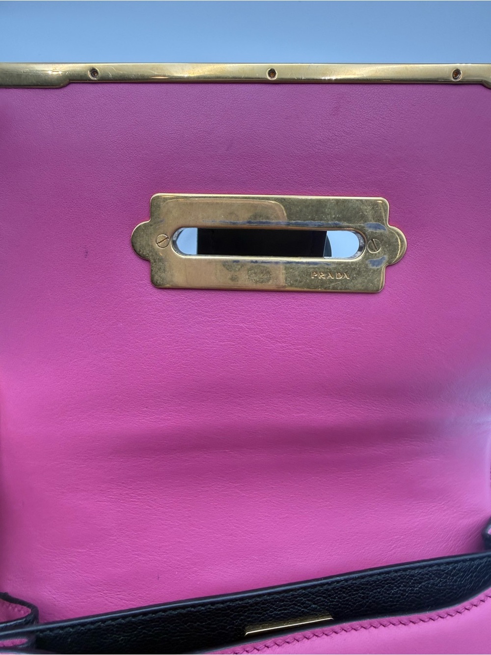 Prada Pink and Black Cahier with gold hardware - Picture 12 of 14